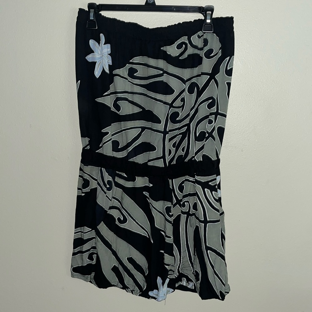 Black and gray, hawaiis finest strapless romper